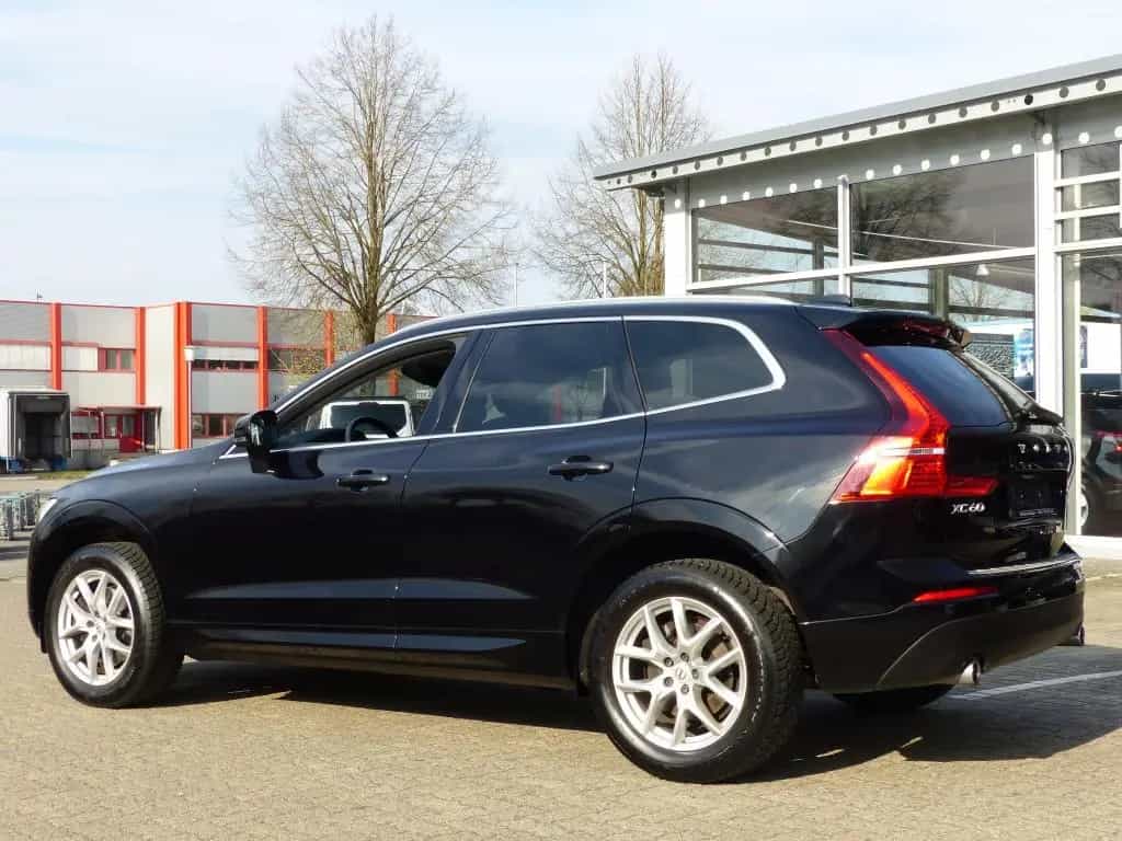 Volvo XC60 Momentum Pro 2WD Navi+LED+Harman+Totw+PDC 07/2019-photo-1