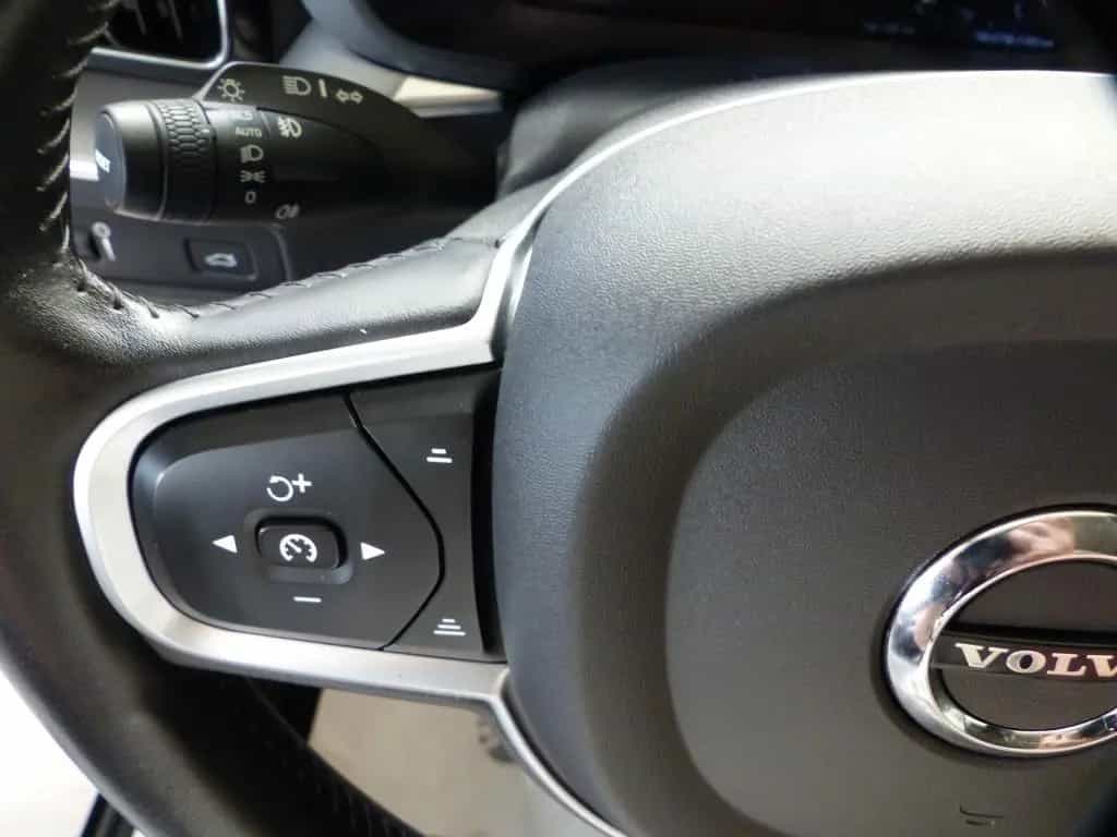 Volvo XC60 Momentum Pro 2WD Navi+LED+Harman+Totw+PDC 07/2019-photo-15