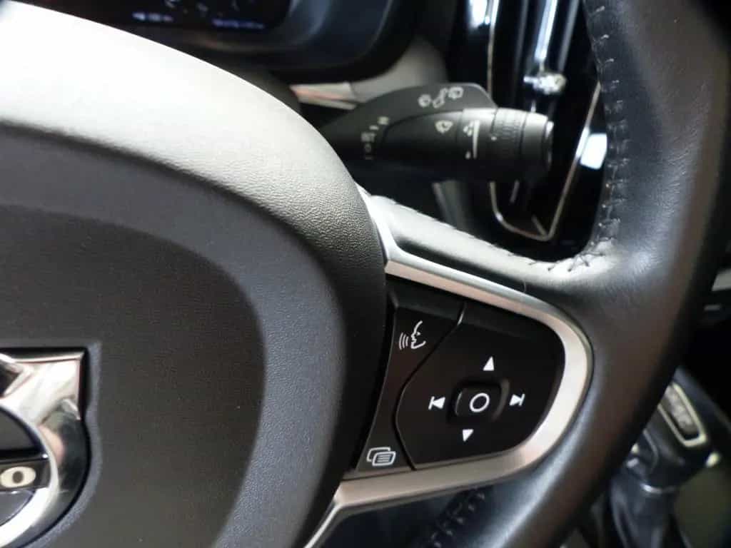 Volvo XC60 Momentum Pro 2WD Navi+LED+Harman+Totw+PDC 07/2019-photo-16