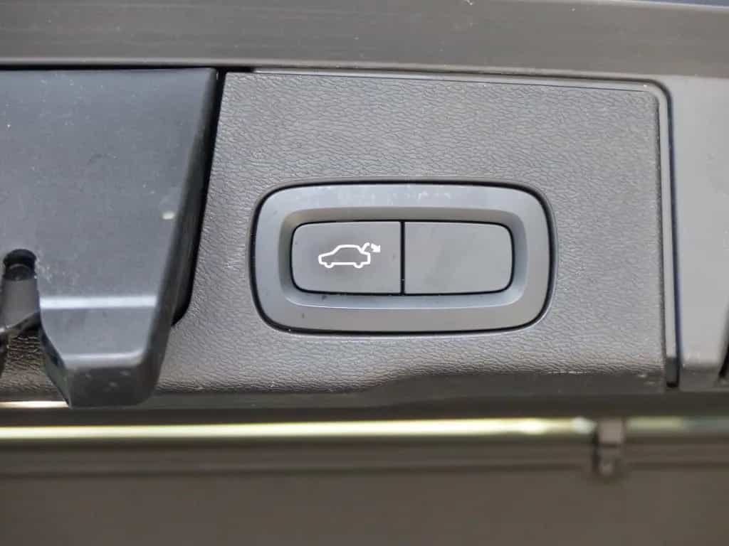 Volvo XC60 Momentum Pro 2WD Navi+LED+Harman+Totw+PDC 07/2019-photo-19
