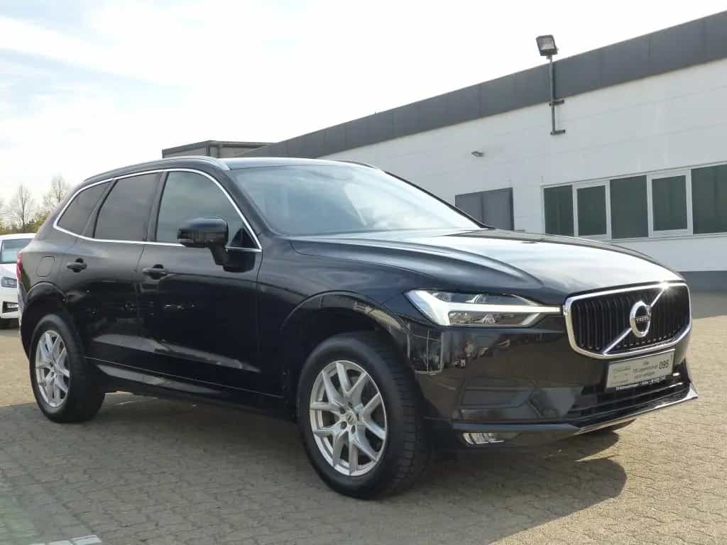 Volvo XC60 Momentum Pro 2WD Navi+LED+Harman+Totw+PDC 07/2019-photo-2