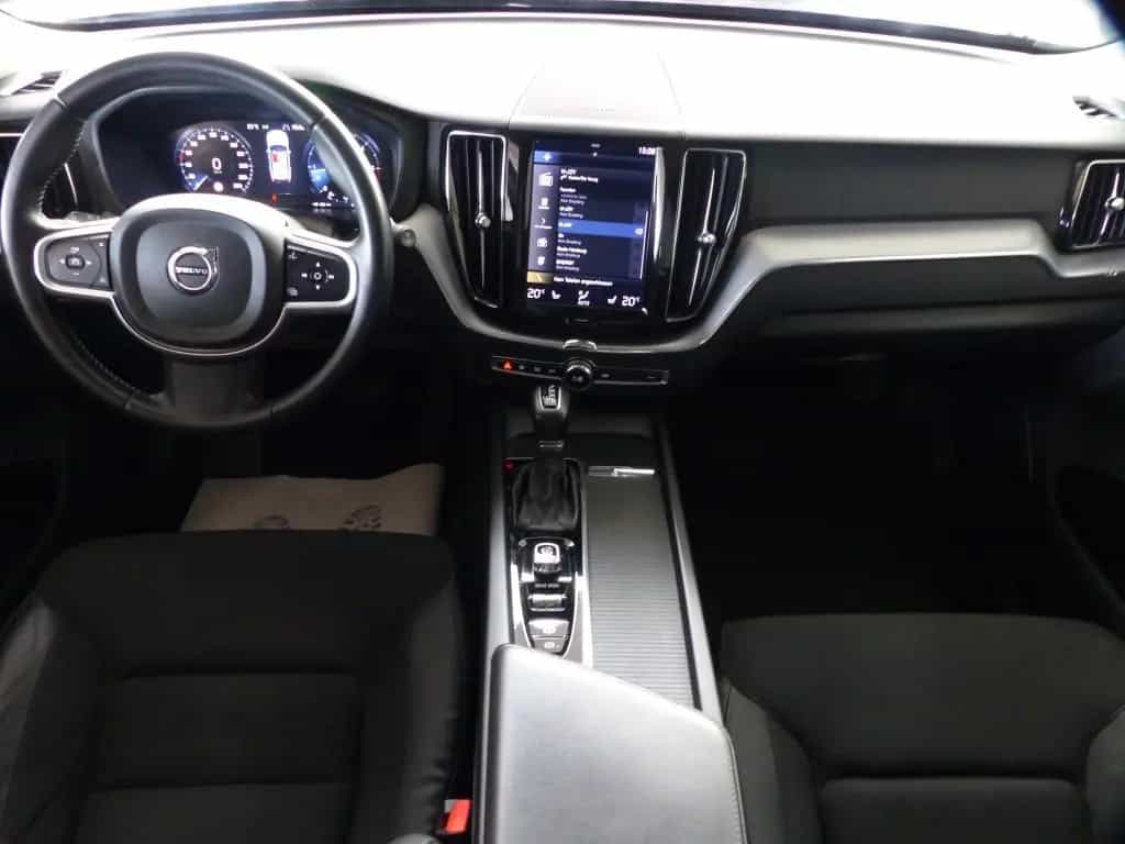 Volvo XC60 Momentum Pro 2WD Navi+LED+Harman+Totw+PDC 07/2019-photo-6