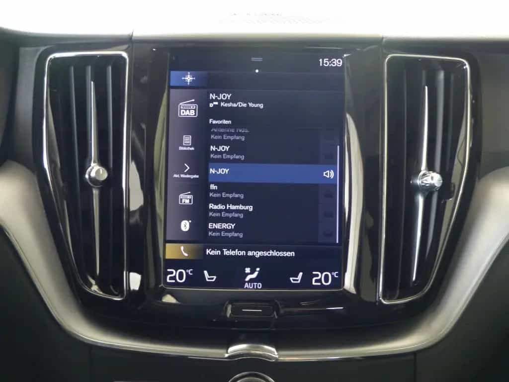 Volvo XC60 Momentum Pro 2WD Navi+LED+Harman+Totw+PDC 07/2019-photo-8