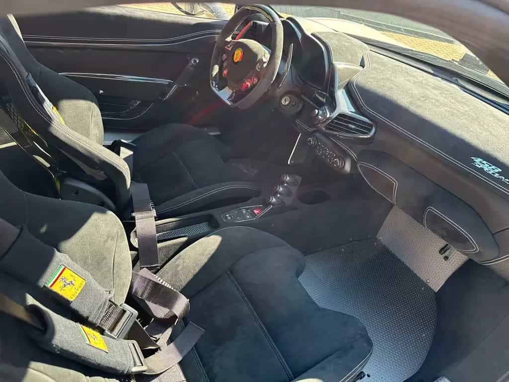 Ferrari 458 Ferrari Speciale Lift Carbon Racing Seats 07/2014-photo-19