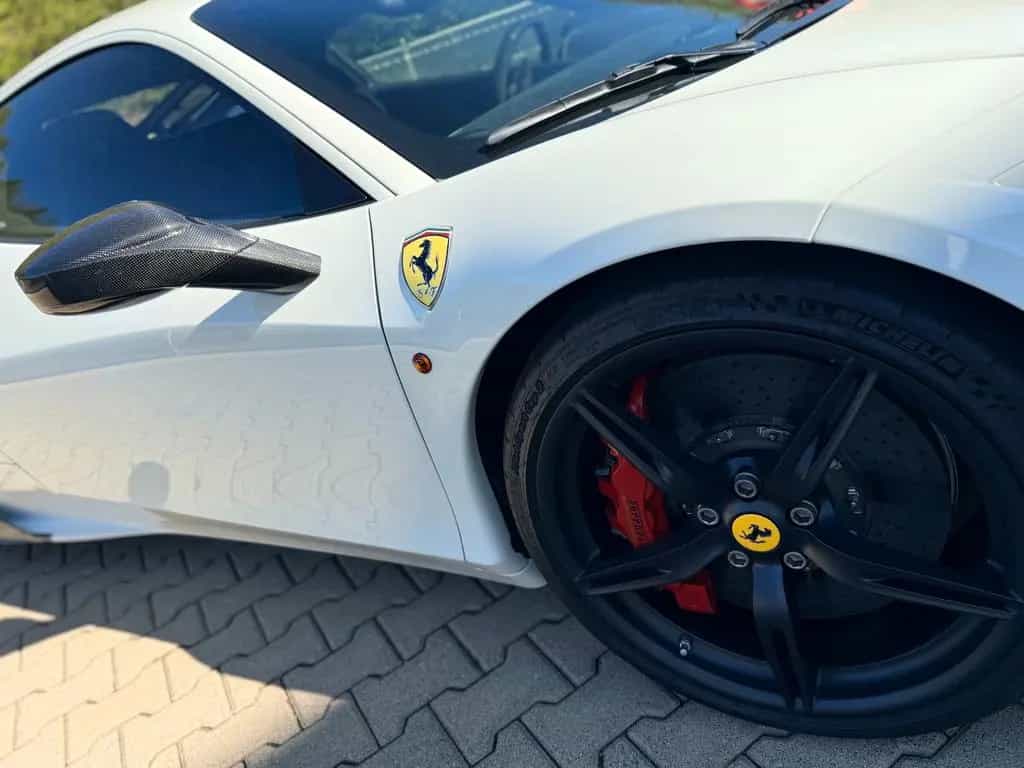 Ferrari 458 Ferrari Speciale Lift Carbon Racing Seats 07/2014-photo-39