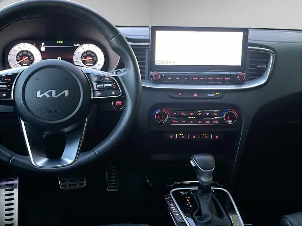 Kia XCeed Platinum 1,5 Edition AUTOM. PANOR. KIA-GAR 11/2022-photo-12