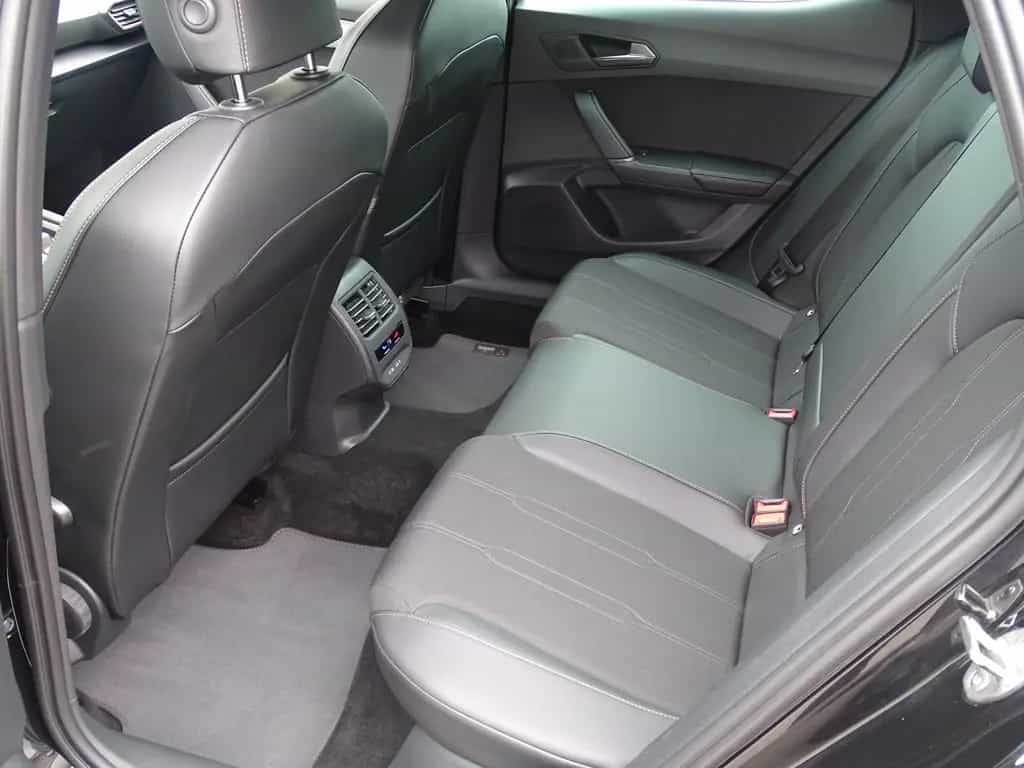 Cupra Leon 1.5 eTSI*DSG*LED*NAVI*RFK*GJR*DAB*FULL LINK 02/2025-photo-27