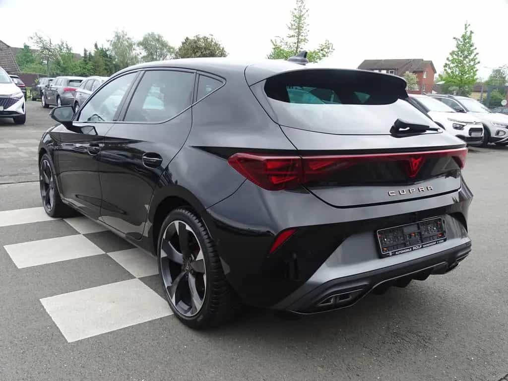 Cupra Leon 1.5 eTSI*DSG*LED*NAVI*RFK*GJR*DAB*FULL LINK 02/2025-photo-8
