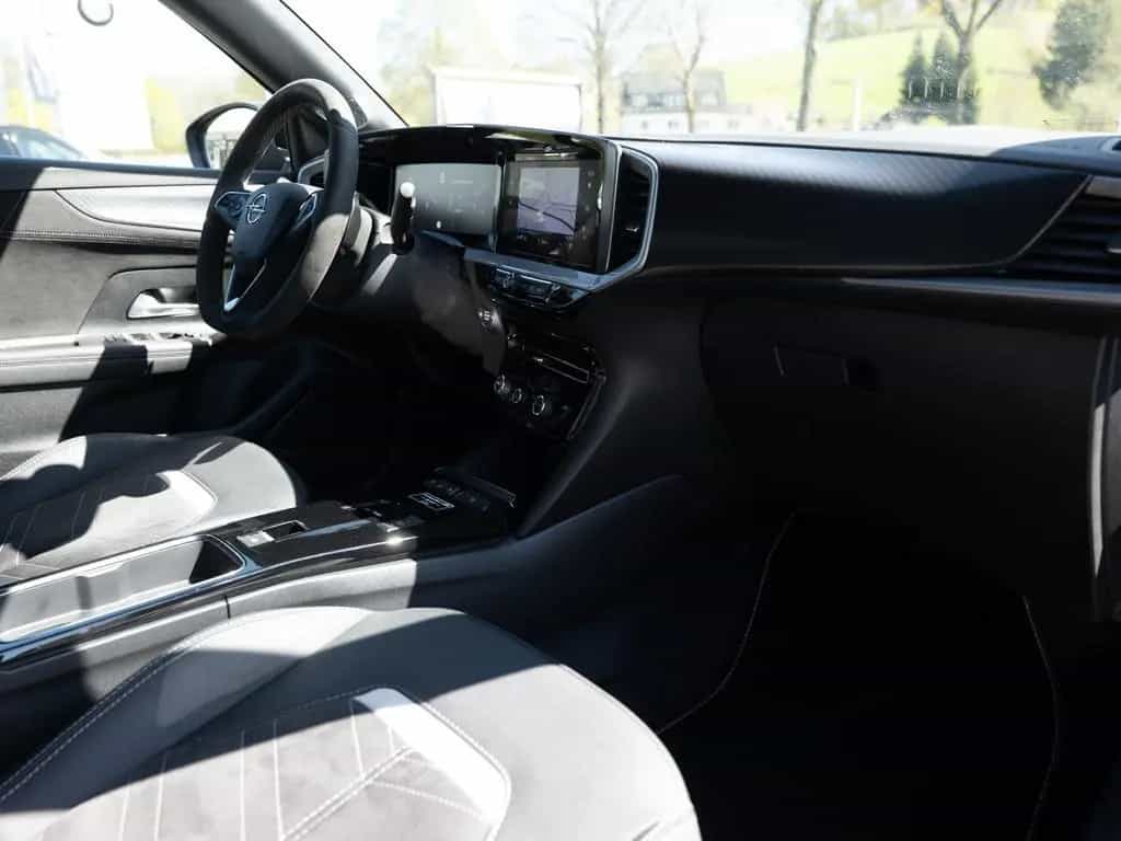 Opel Mokka 1.2 Turbo Irmscher iS3 Black MATRIX-LED 10/2022-photo-7