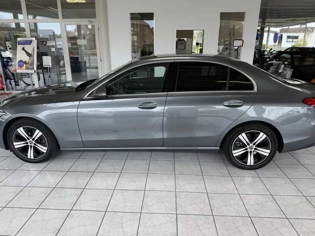 Mercedes-Benz C 180 Avantgarde TÜV NEU/KAM/ Fin.ab 4,99% 07/2024-photo-3