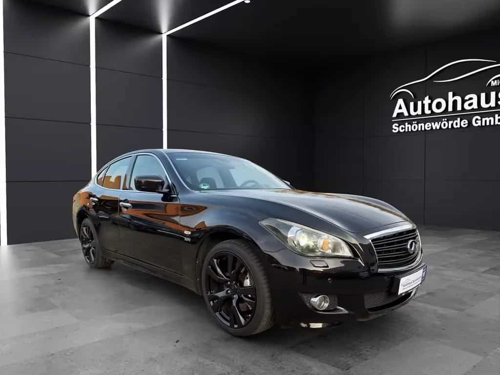 Infiniti Q70 3.0d V6 GT 04/2015-photo-0