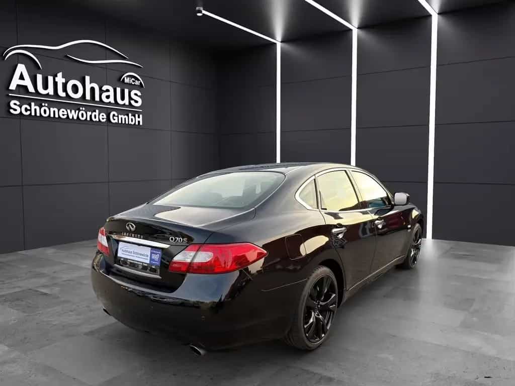 Infiniti Q70 3.0d V6 GT 04/2015-photo-5