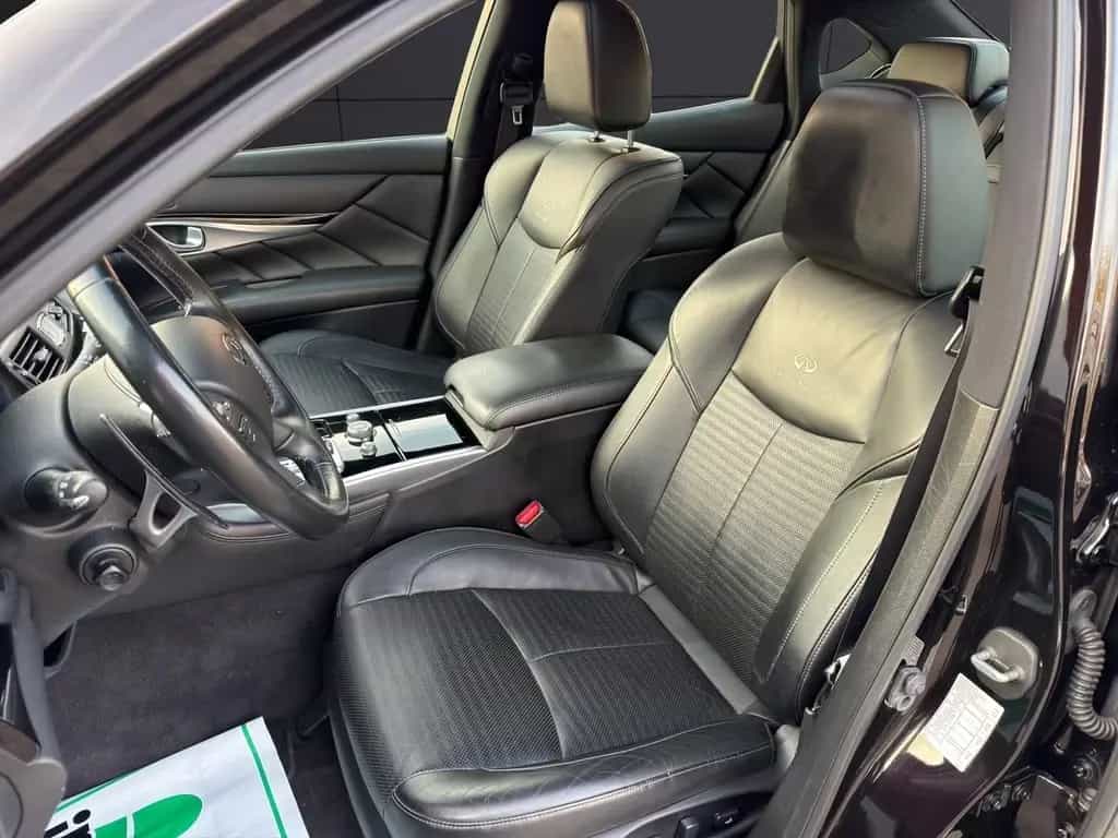 Infiniti Q70 3.0d V6 GT 04/2015-photo-7