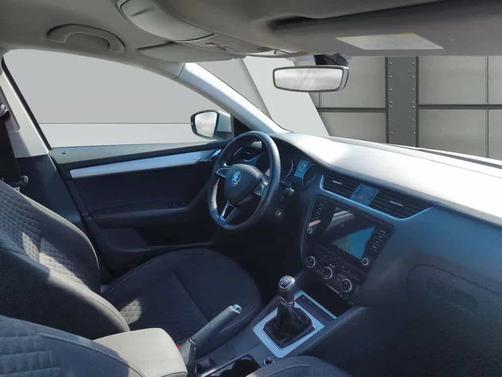Skoda Octavia C. 1.4 TSI DRIVE *SMARTLINK*SITZHEIZUNG* 11/2017-photo-12