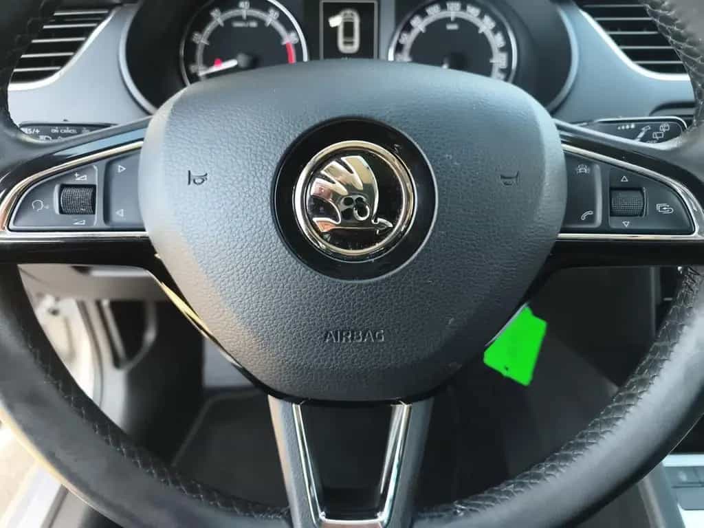 Skoda Octavia C. 1.4 TSI DRIVE *SMARTLINK*SITZHEIZUNG* 11/2017-photo-16
