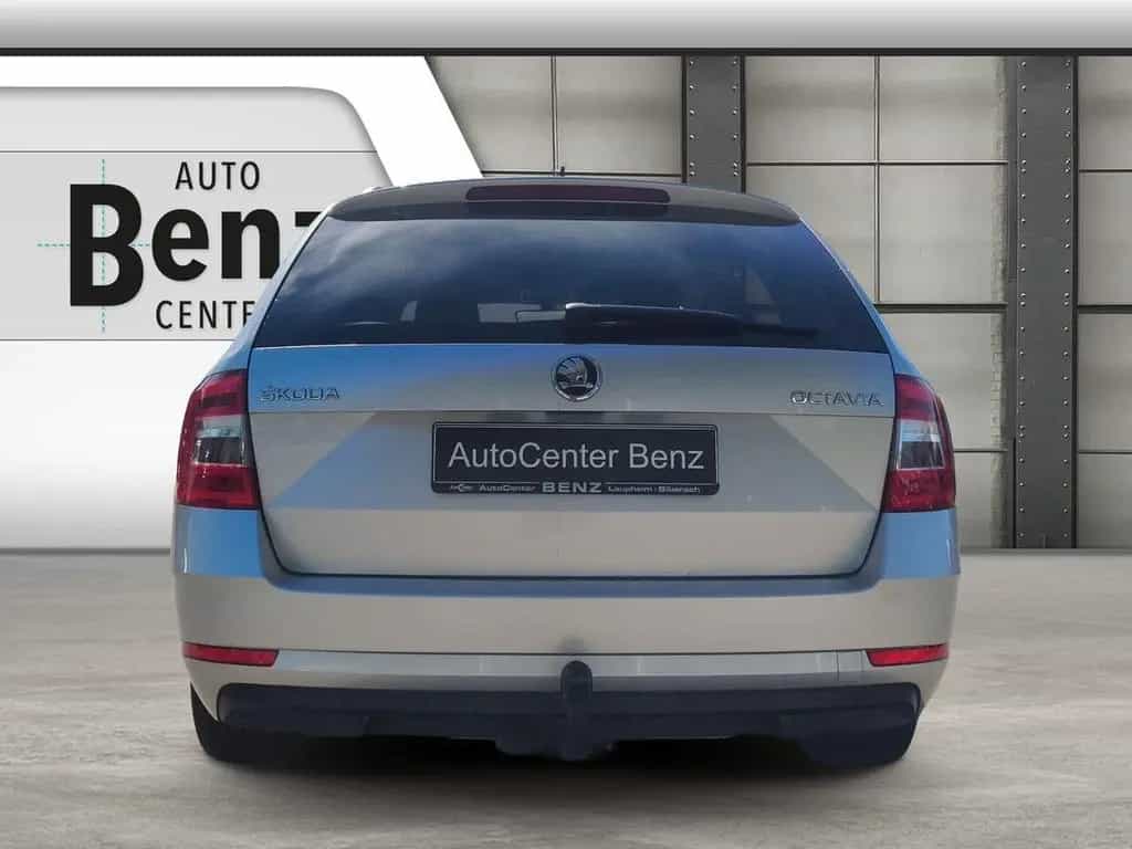 Skoda Octavia C. 1.4 TSI DRIVE *SMARTLINK*SITZHEIZUNG* 11/2017-photo-3