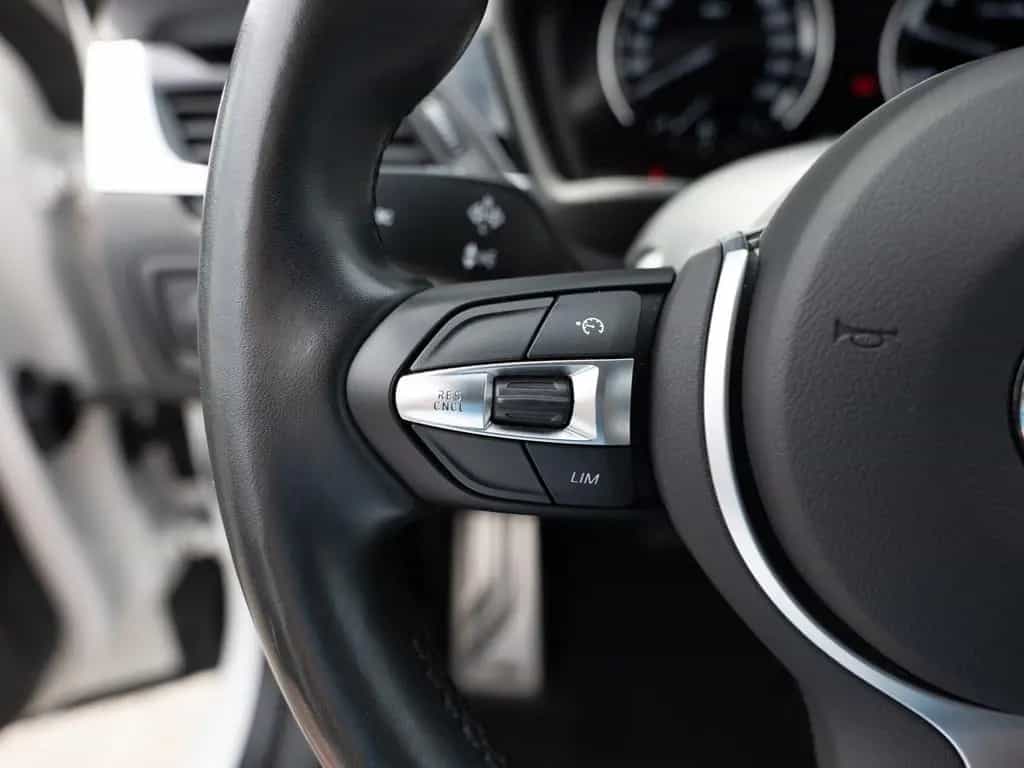 BMW X1 sDrive 18i M-Sport LED NAVI SHZ PDC KEYLESS 02/2019-photo-21