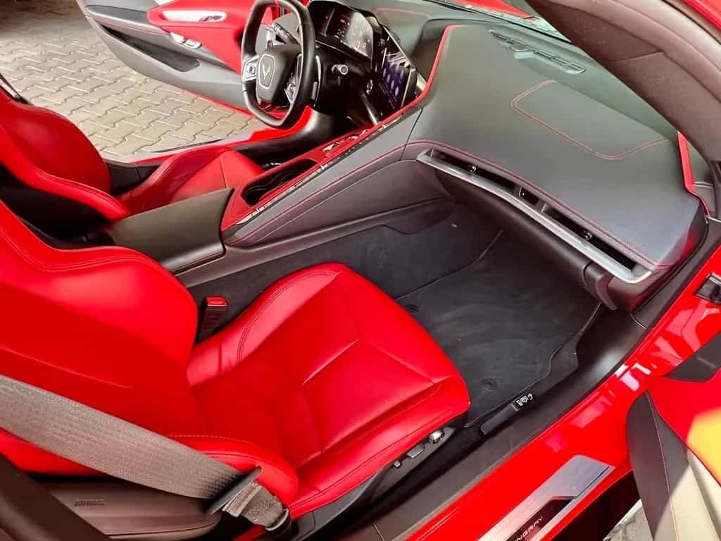 Corvette C8 Stingray 2LT Targa Racing Sitze 10/2021-photo-18