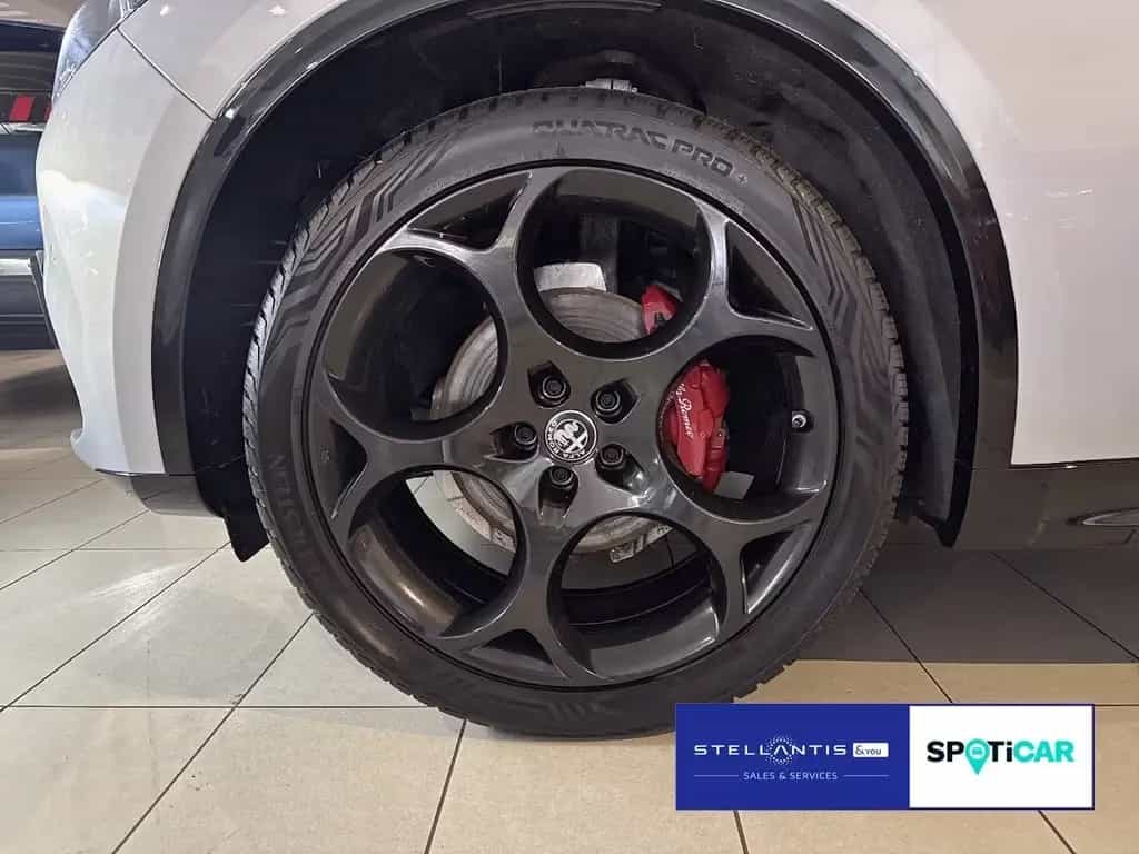 Alfa Romeo Stelvio 2.0 Turbo 16V Veloce Q4 AHK LM21 12/2024-photo-10