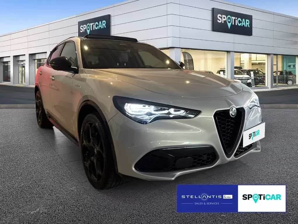 Alfa Romeo Stelvio 2.0 Turbo 16V Veloce Q4 AHK LM21 12/2024-photo-2