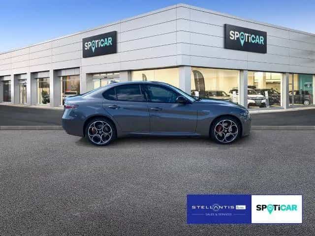 Alfa Romeo Giulia Veloce Q4 01/2024-photo-3