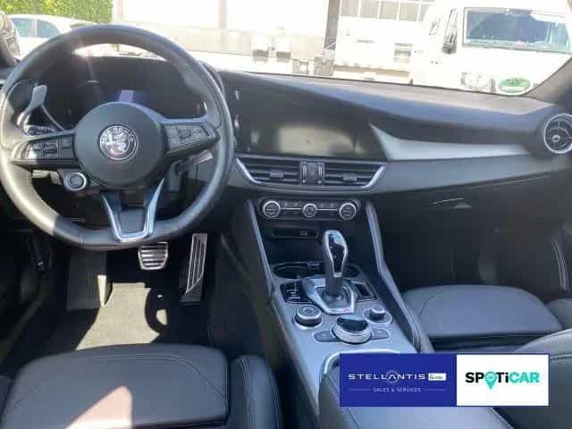 Alfa Romeo Giulia Veloce Q4 01/2024-photo-7