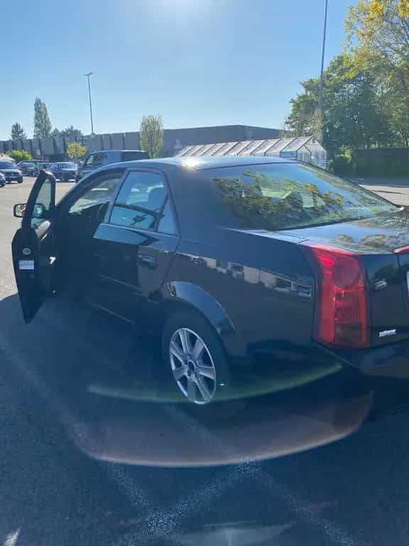 Cadillac CTS 2.8 V6 Sport Luxury Autom. Sport Luxury 01/2005-photo-3