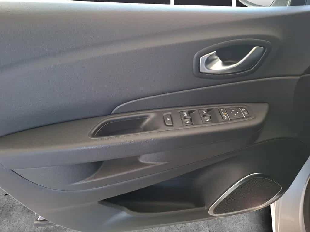 Renault Captur 1.3 TCe 130 Collection LED Navi Kamera SH 07/2019-photo-17