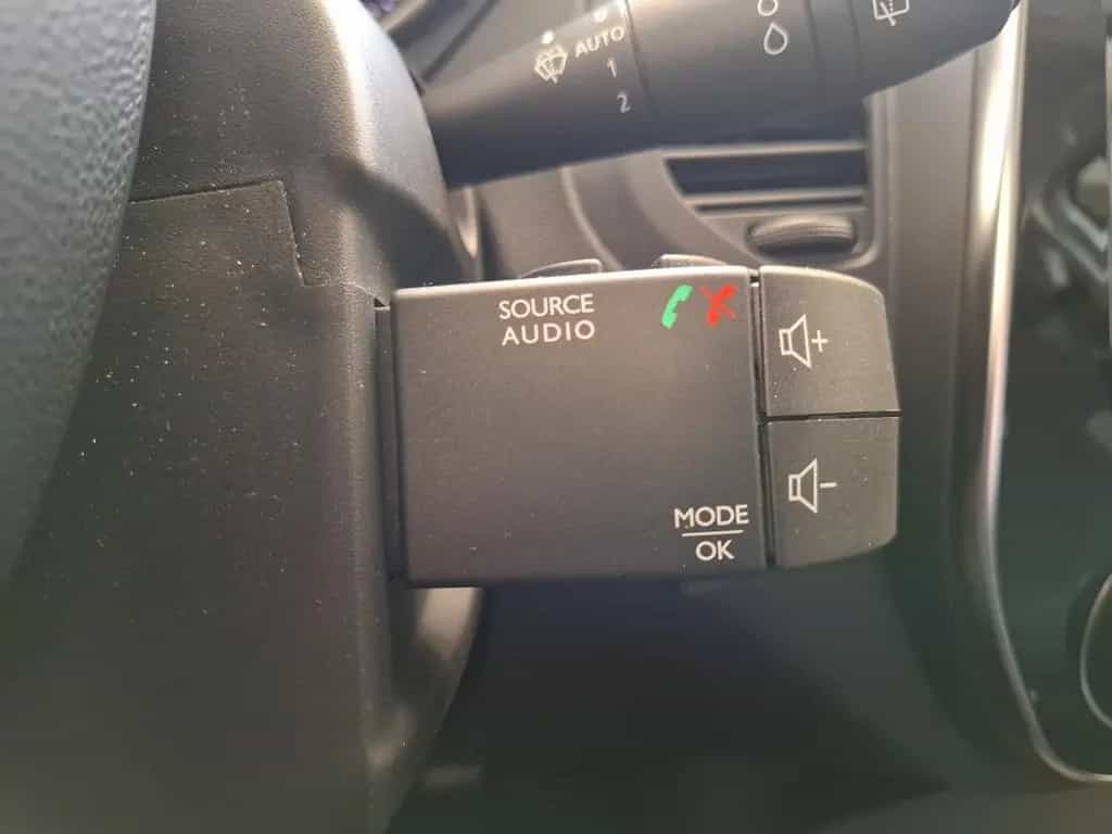 Renault Captur 1.3 TCe 130 Collection LED Navi Kamera SH 07/2019-photo-20