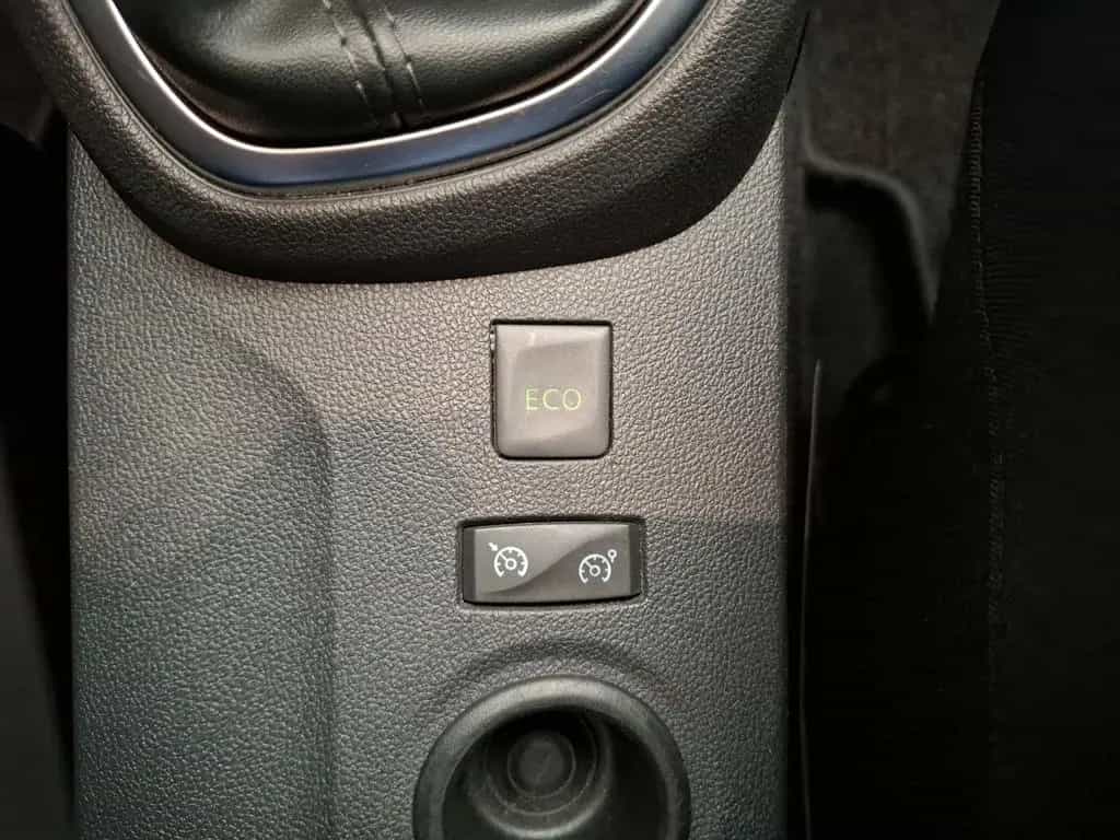 Renault Captur 1.3 TCe 130 Collection LED Navi Kamera SH 07/2019-photo-21