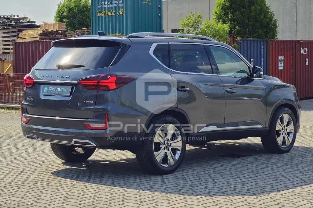Ssangyong Rexton Rexton 2.2 4WD Icon 8 A/T 03/2022-photo-4