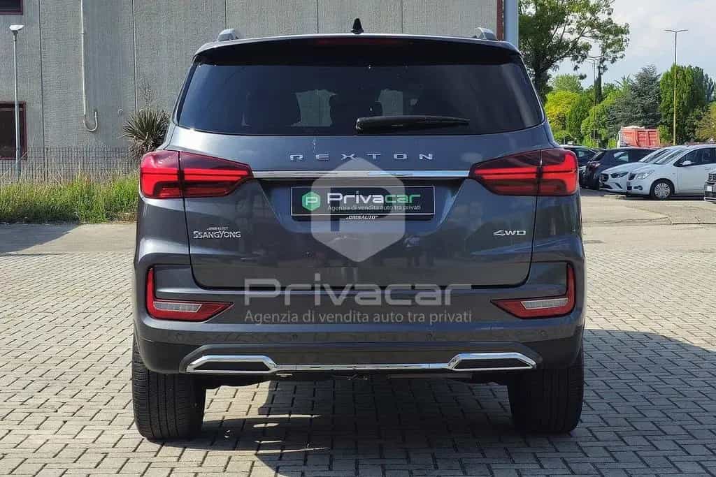 Ssangyong Rexton Rexton 2.2 4WD Icon 8 A/T 03/2022-photo-5