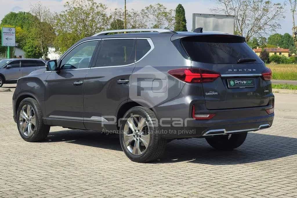 Ssangyong Rexton Rexton 2.2 4WD Icon 8 A/T 03/2022-photo-6