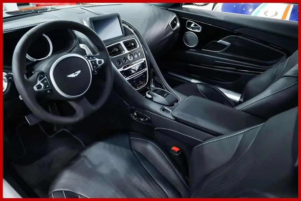 Aston Martin DB11 V8 Coupé 12/2019-photo-9