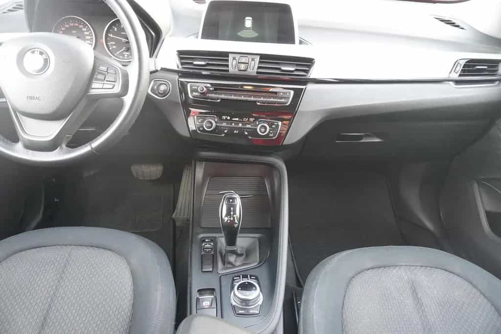 BMW X1 sDrive 18i Steptronic LED Navi Business SHZ T 12/2017-photo-15