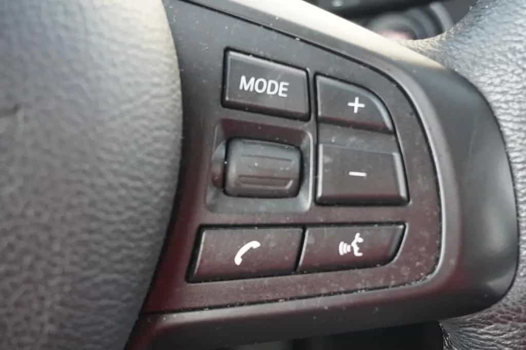 BMW X1 sDrive 18i Steptronic LED Navi Business SHZ T 12/2017-photo-22