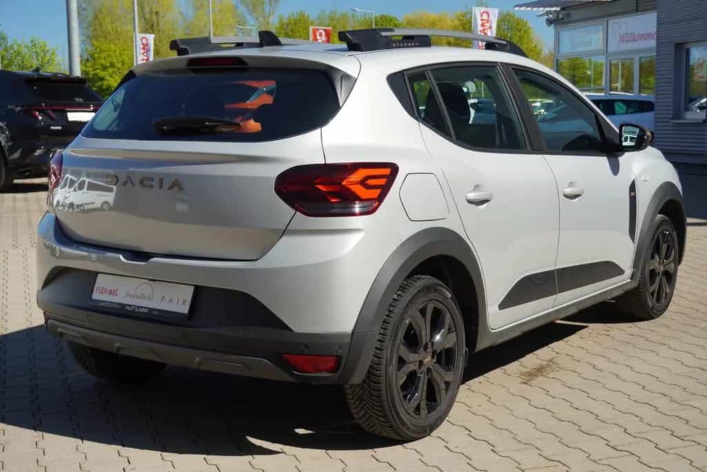 Dacia Sandero Stepway III 1.0 TCE Extreme+ LED Navi 10/2023-photo-5