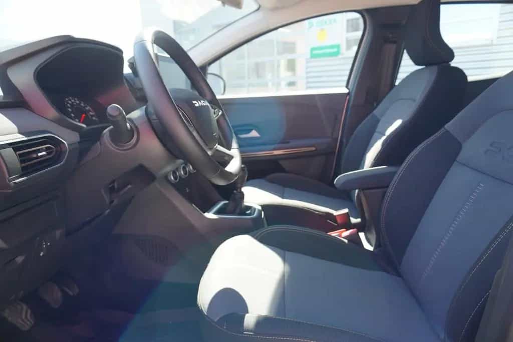 Dacia Sandero Stepway III 1.0 TCE Extreme+ LED Navi 10/2023-photo-9