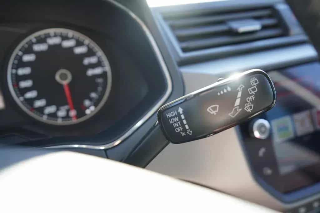Seat Ibiza 1.0 TSI Style Navi Sitzheizung Klimaaut. 07/2019-photo-13
