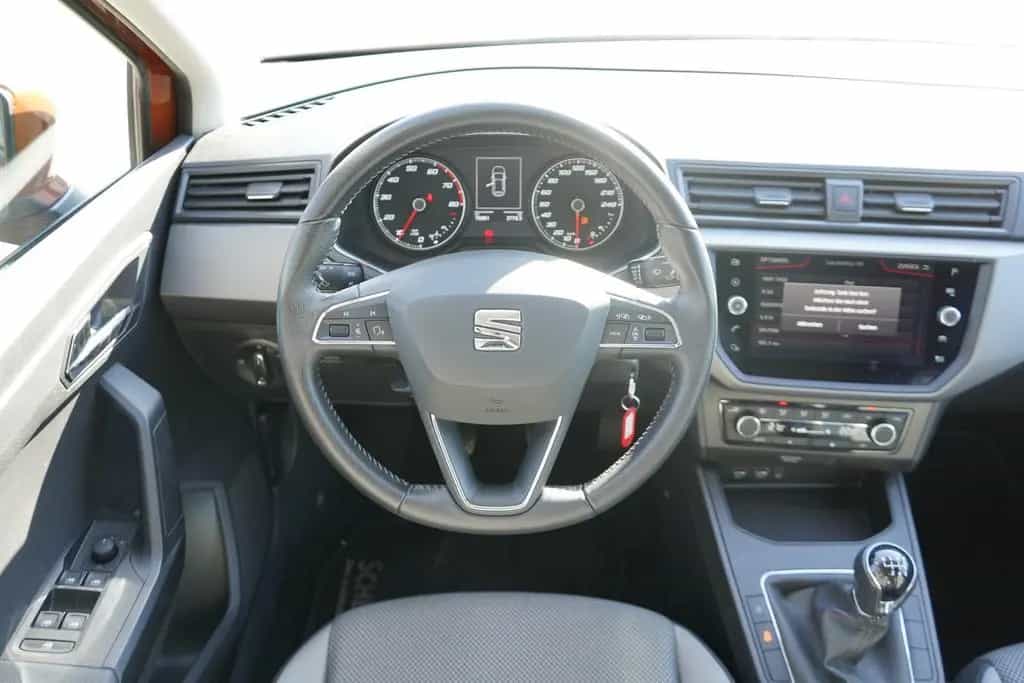 Seat Ibiza 1.0 TSI Style Navi Sitzheizung Klimaaut. 07/2019-photo-23