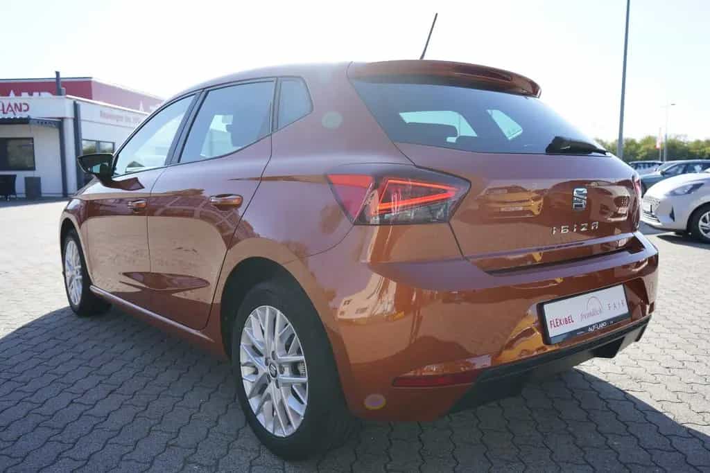 Seat Ibiza 1.0 TSI Style Navi Sitzheizung Klimaaut. 07/2019-photo-6