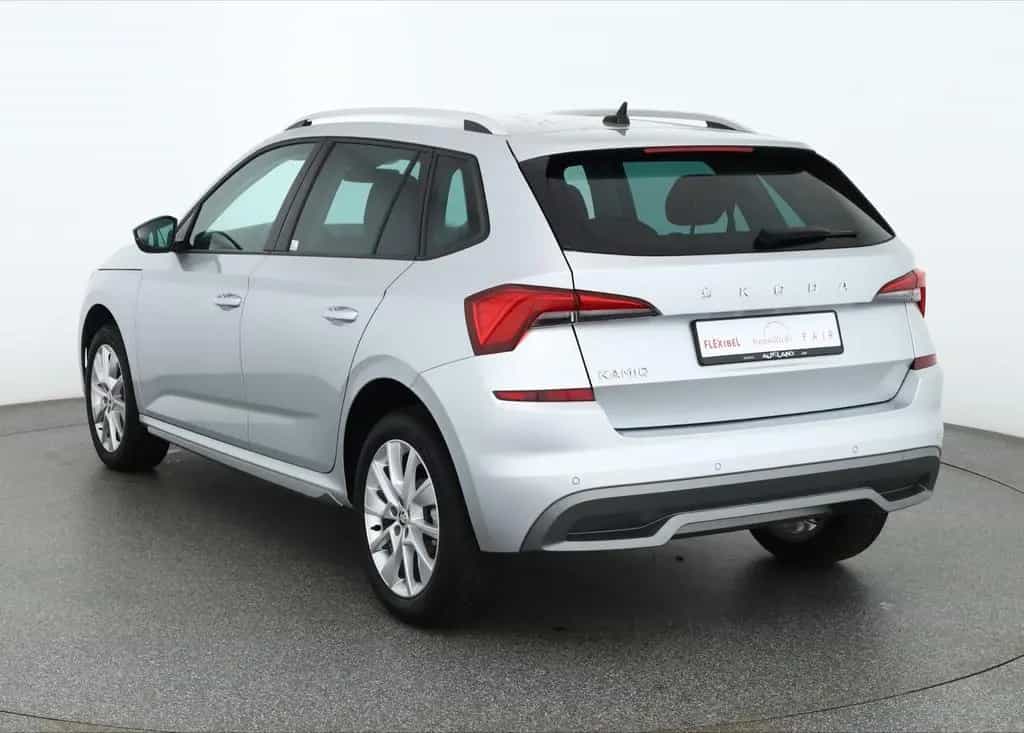 Skoda Kamiq 1.5 TSI DSG Style LED Navi Virtual Cockpit 08/2020-photo-2