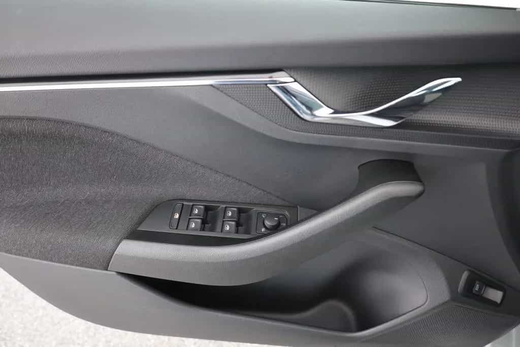 Skoda Kamiq 1.5 TSI DSG Style LED Navi Virtual Cockpit 08/2020-photo-21