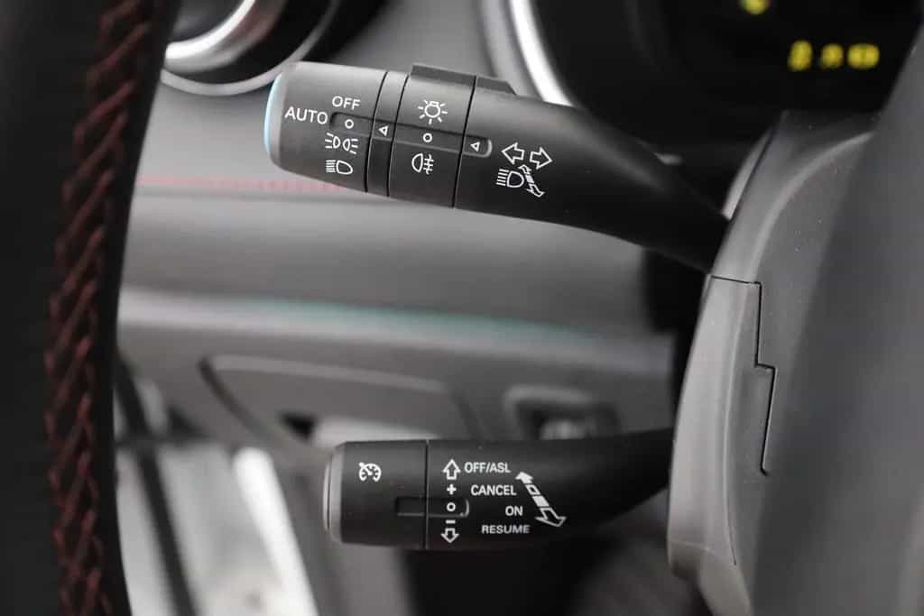 MG HS 1.5 T-GDI Luxury LED Pano Navi 360° 11/2023-photo-16