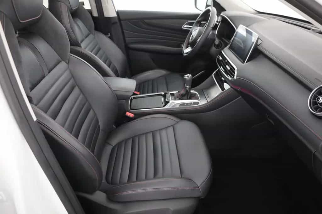 MG HS 1.5 T-GDI Luxury LED Pano Navi 360° 11/2023-photo-20