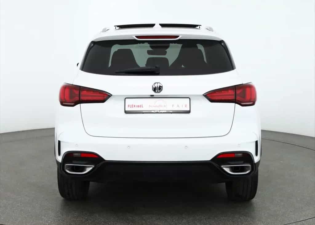 MG HS 1.5 T-GDI Luxury LED Pano Navi 360° 11/2023-photo-3