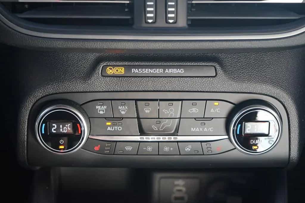 Ford Focus 1.0 M-Hybrid ST-Line LED Navi Kamera 02/2023-photo-17