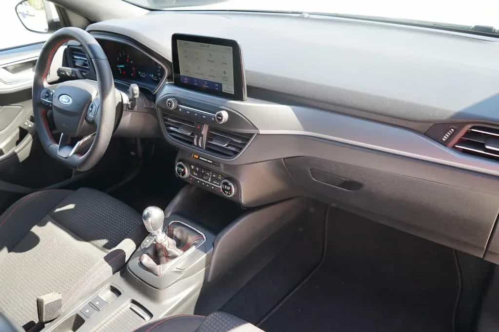 Ford Focus 1.0 M-Hybrid ST-Line LED Navi Kamera 02/2023-photo-4