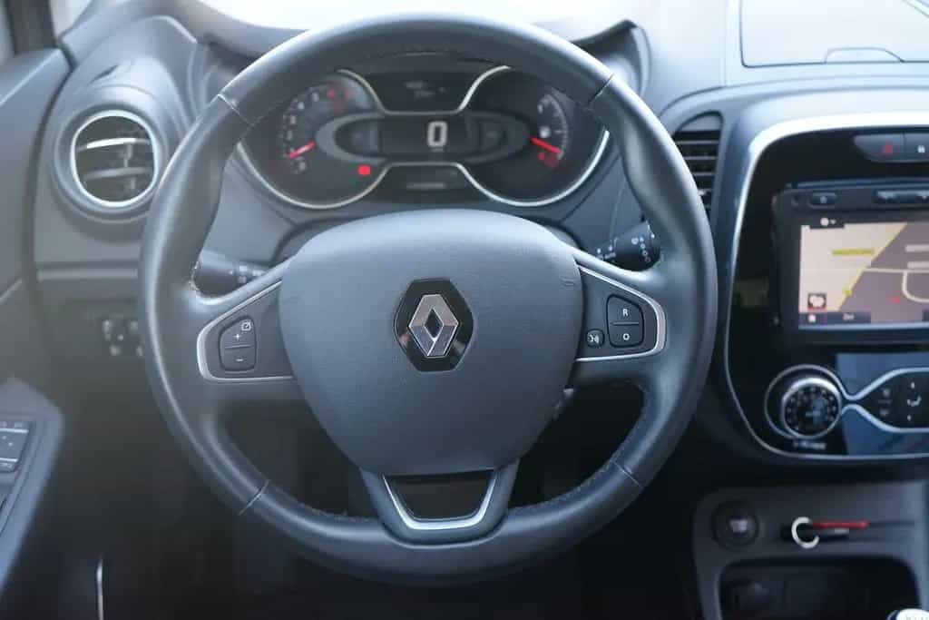 Renault Captur 1.2 TCe 120 LED Navi SHZ PDC 03/2018-photo-18