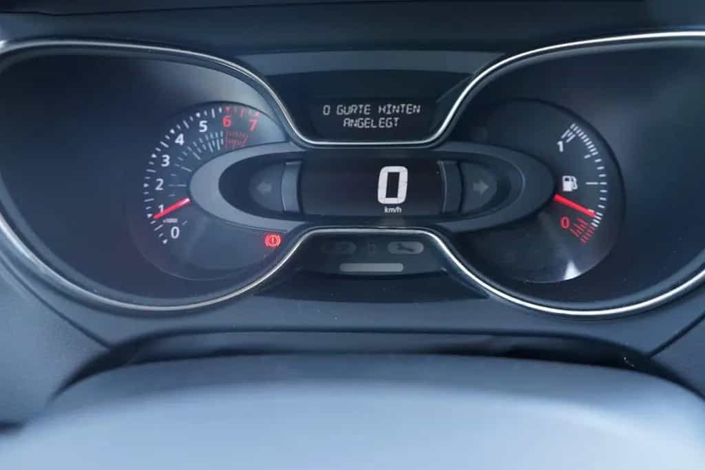 Renault Captur 1.2 TCe 120 LED Navi SHZ PDC 03/2018-photo-21